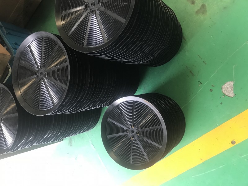金属包胶产品